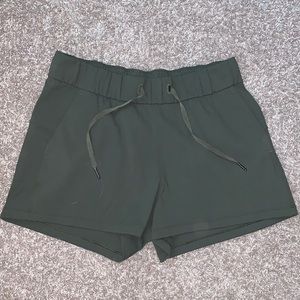 Lululemon Stroll at Sundown Shorts